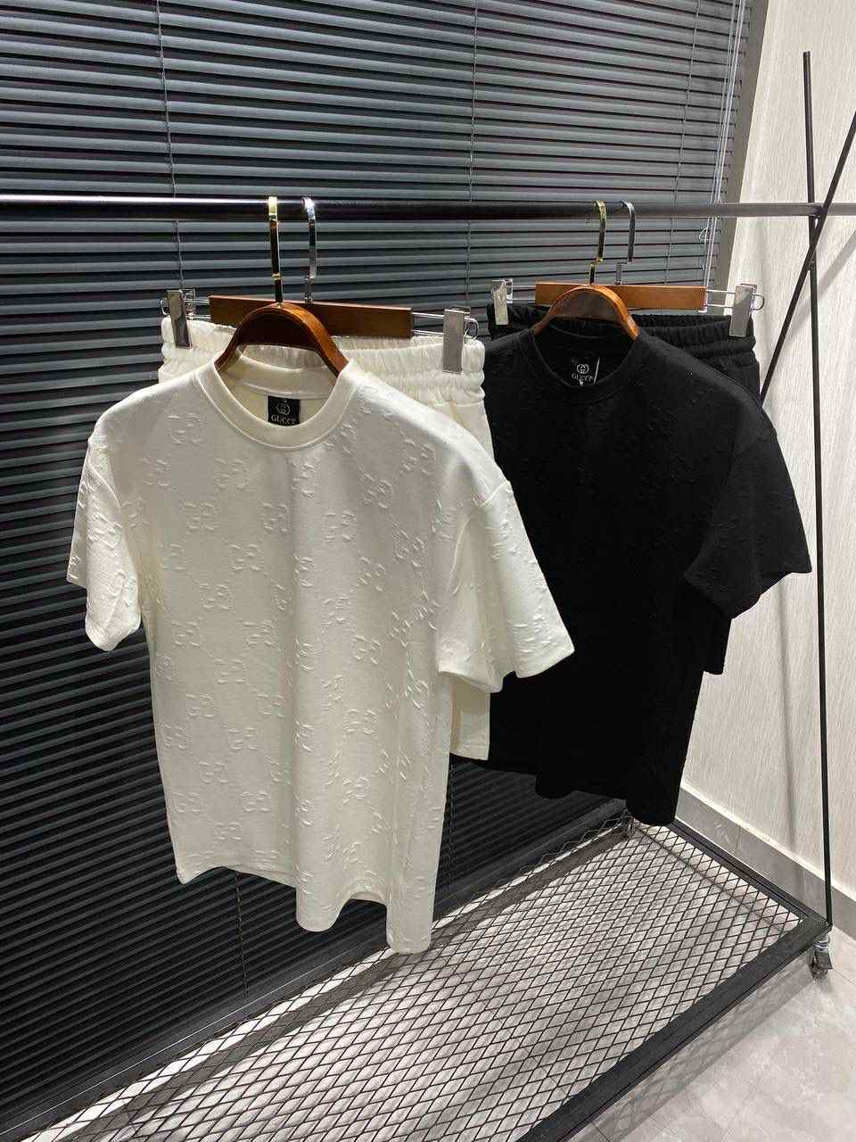 Gucci T-Shirt & Shorts Set