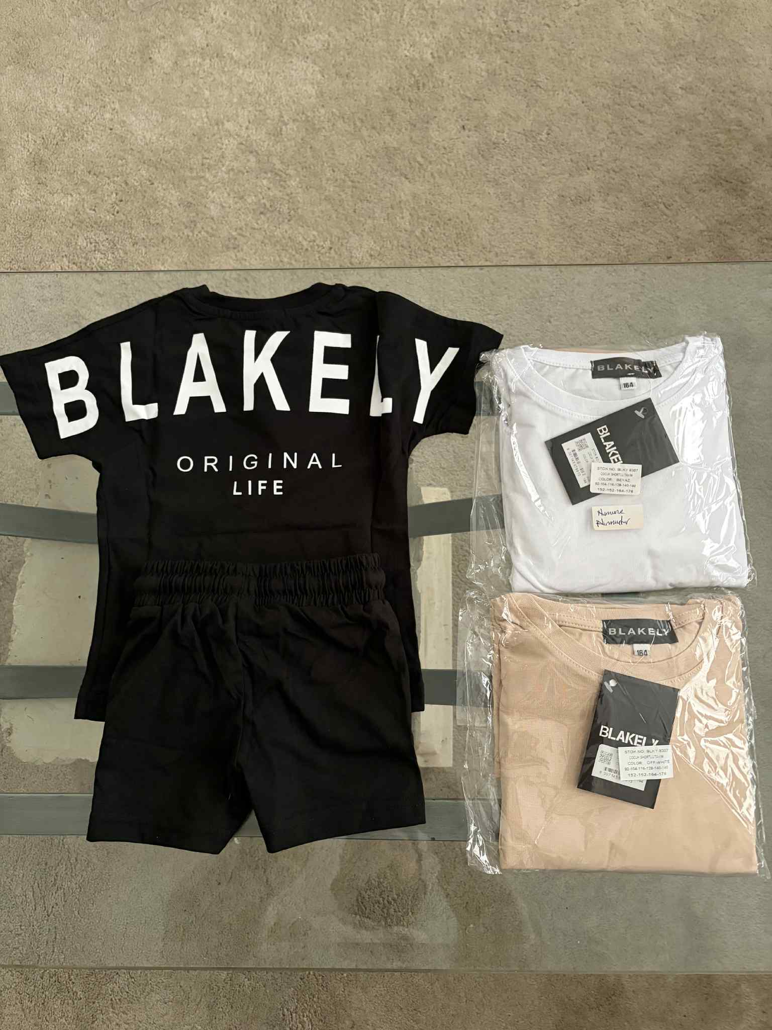 Blakely - T-Shirt & Shorts Set