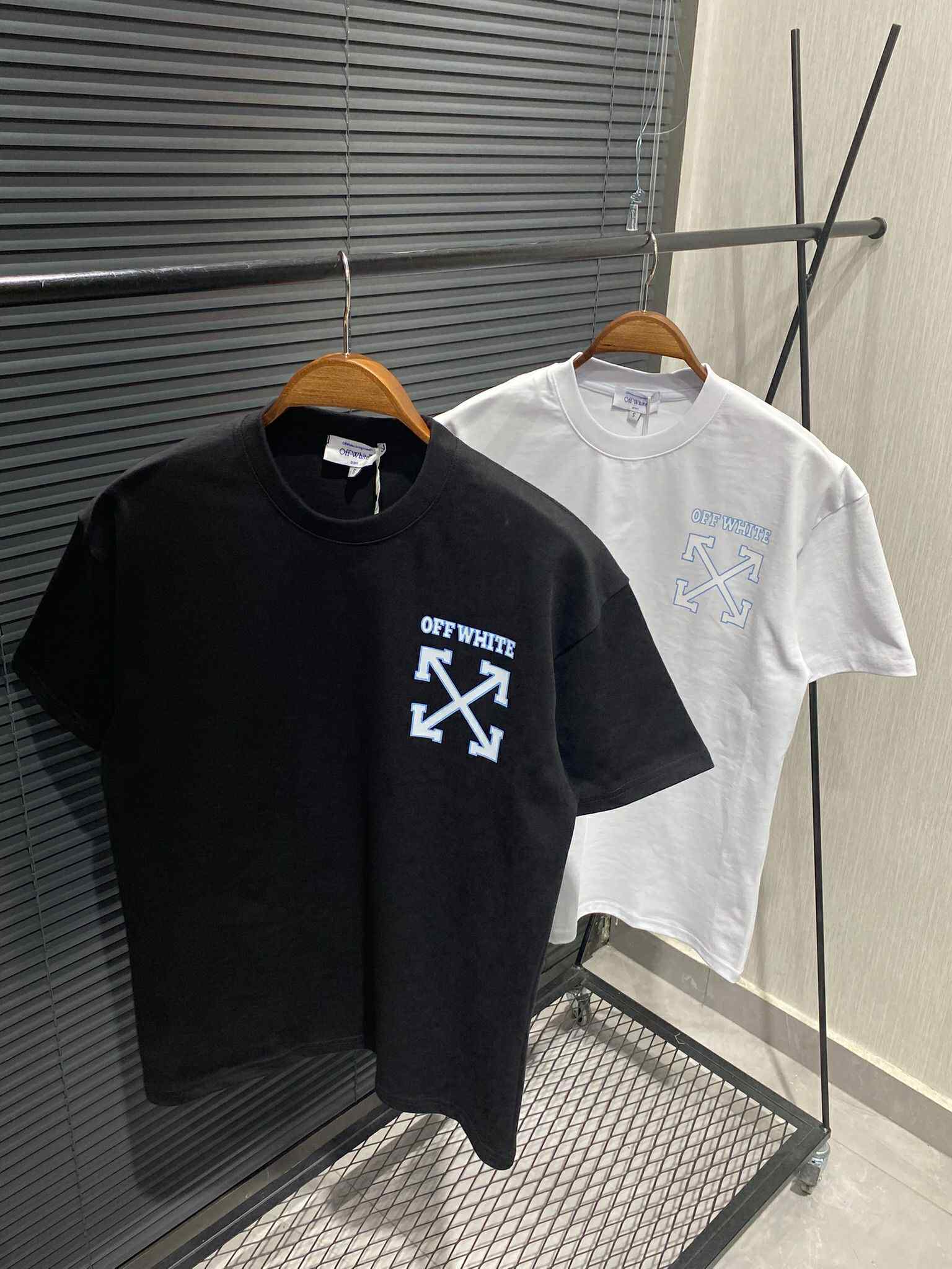 Off White - Stitch T-Shirt